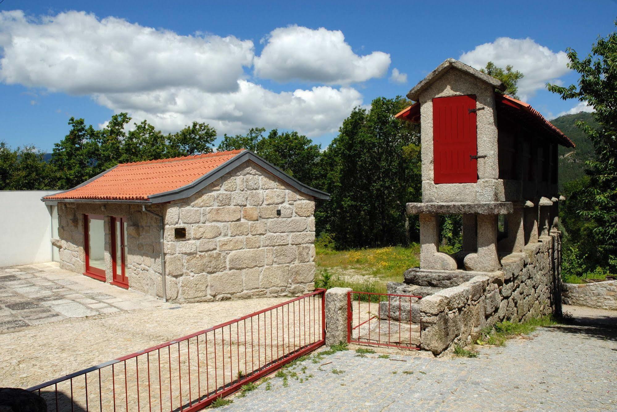 Hostal Aldeia Turistica De Louredo Vieira do Minho Exterior foto