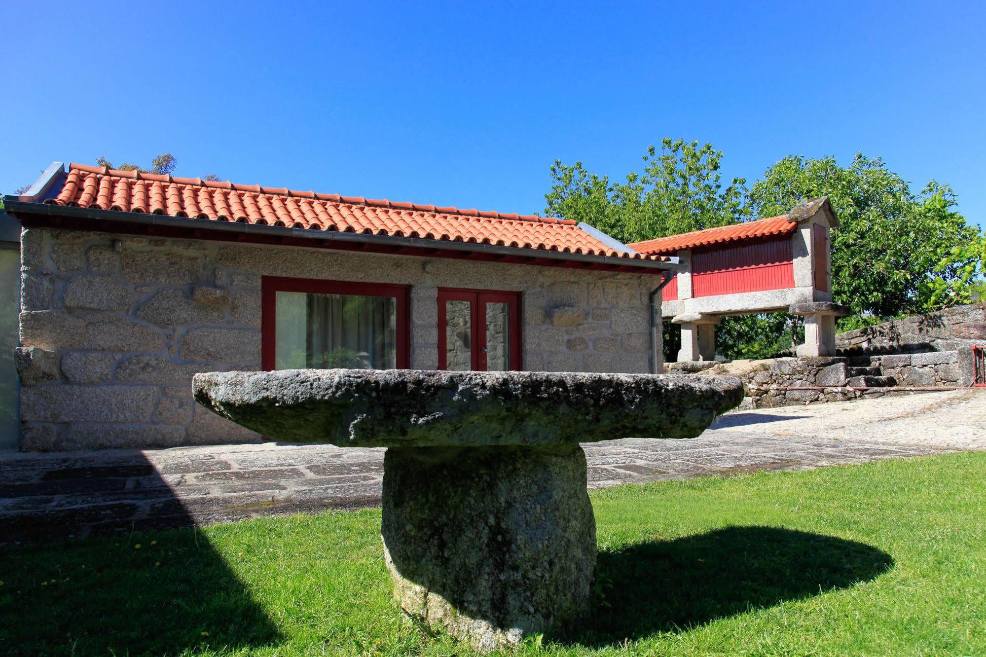 Hostal Aldeia Turistica De Louredo Vieira do Minho Exterior foto