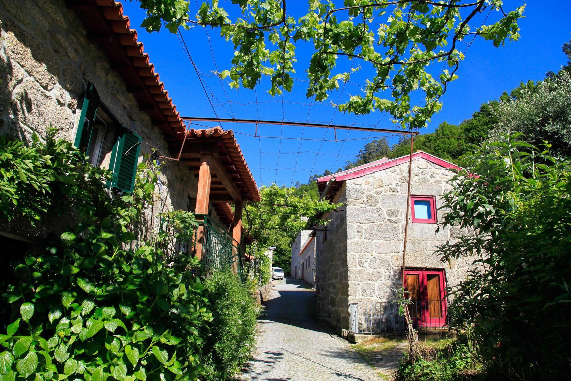 Hostal Aldeia Turistica De Louredo Vieira do Minho Exterior foto